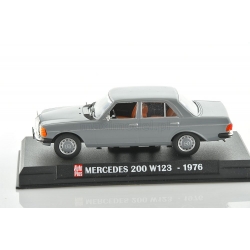 MERCEDES 200 W123 1976 1/43 Auto Plus